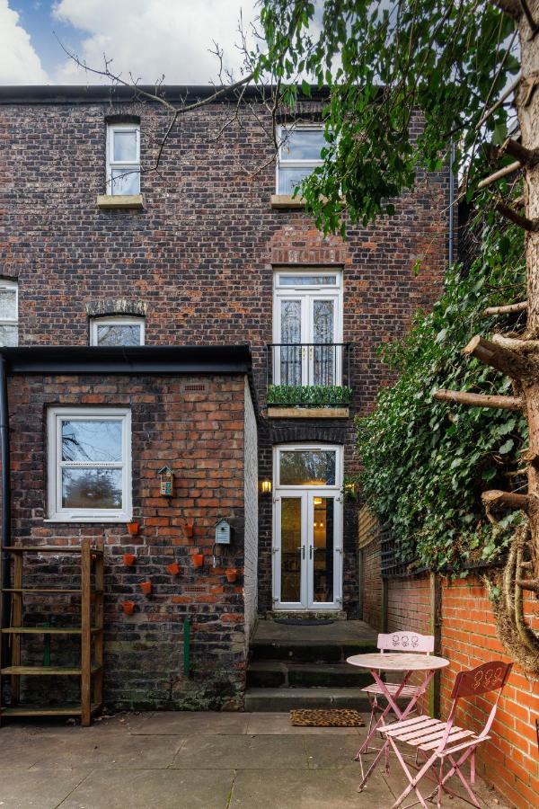 Flatzy - Iconic Beatles And Liverpool Culture Home Exterior photo